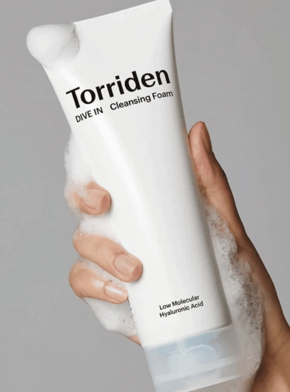 DIVE-IN Low Molecular Hyaluronic Acid Cleansing Foam 150ml - 2